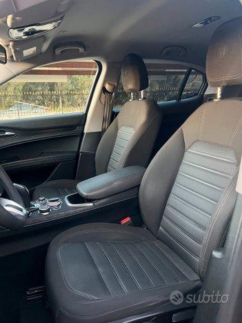 Alfa Romeo Stelvio 2.2 Turbodiesel 190 CV AT8 Q4 Super