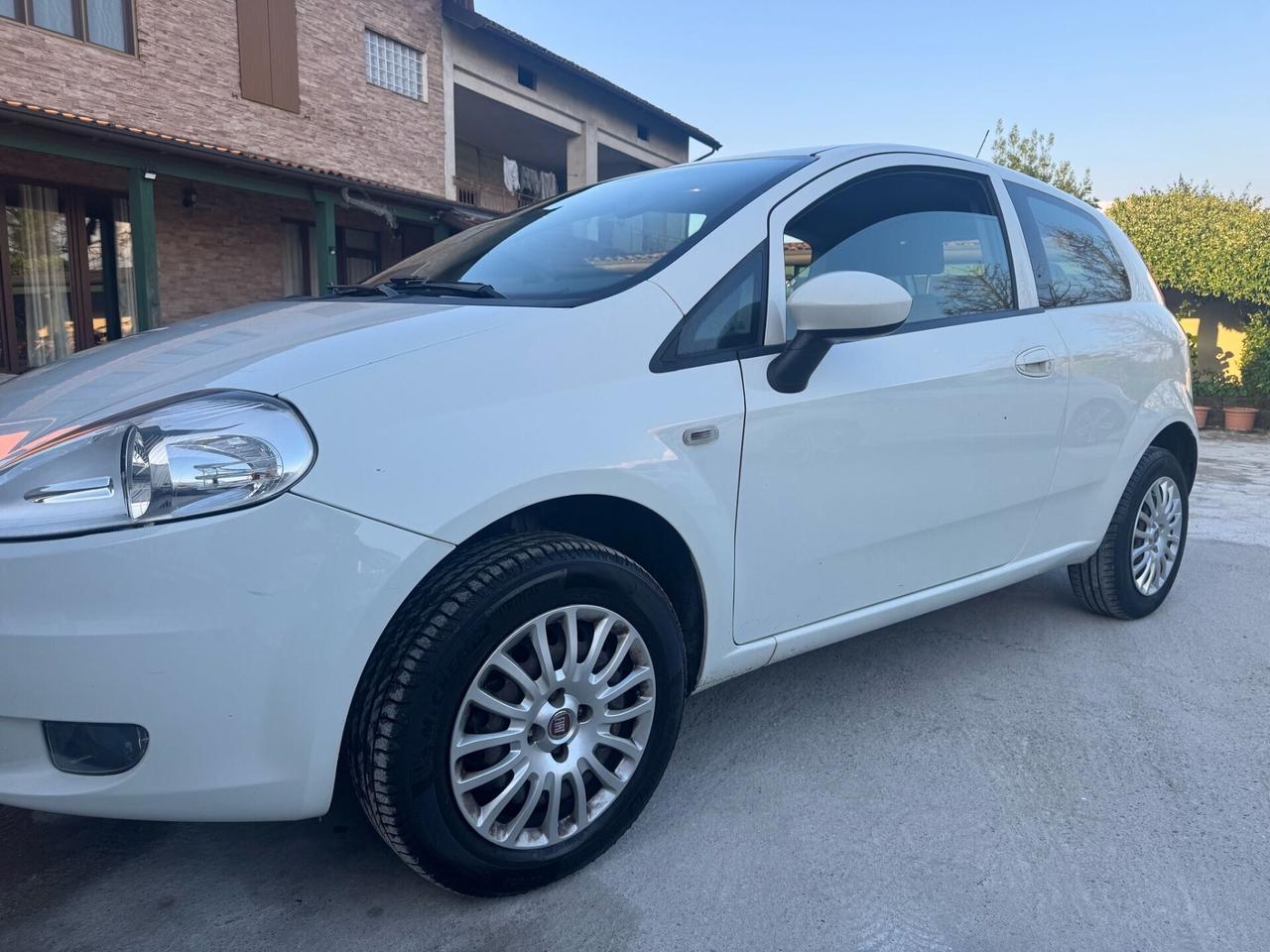Fiat Grande Punto 1.4 3 porte Actual Natural Power