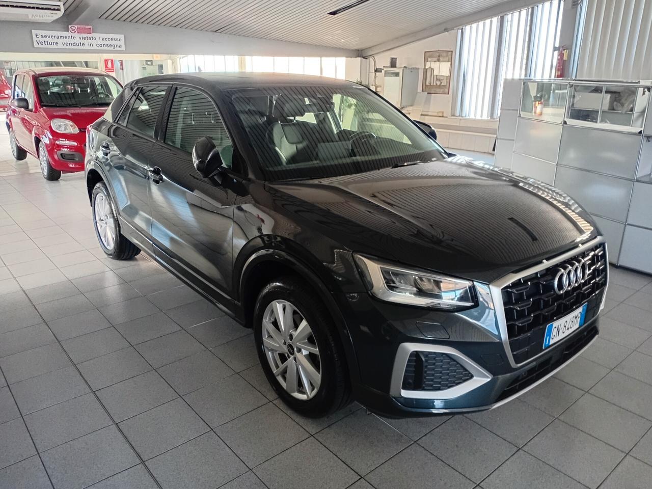 Audi Q2 30 TFSI Business