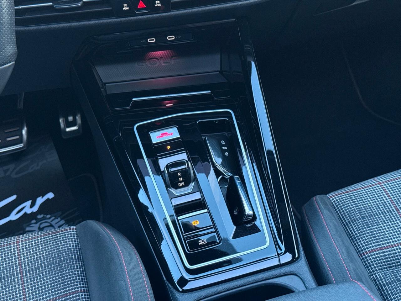 Volkswagen Golf GTI 2.0 TSI DSG 8.5 HEAD UP TETTO FENDIN IQ LIGHT PRONTA CONSEGNA