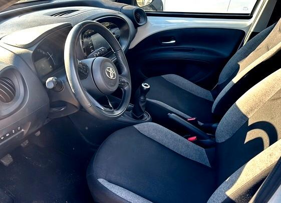 Toyota Aygo X 1.0 VVT-i 72 CV 5 porte Active **PREZZO VERO** UNIPRO IVA DEDUCIBILE