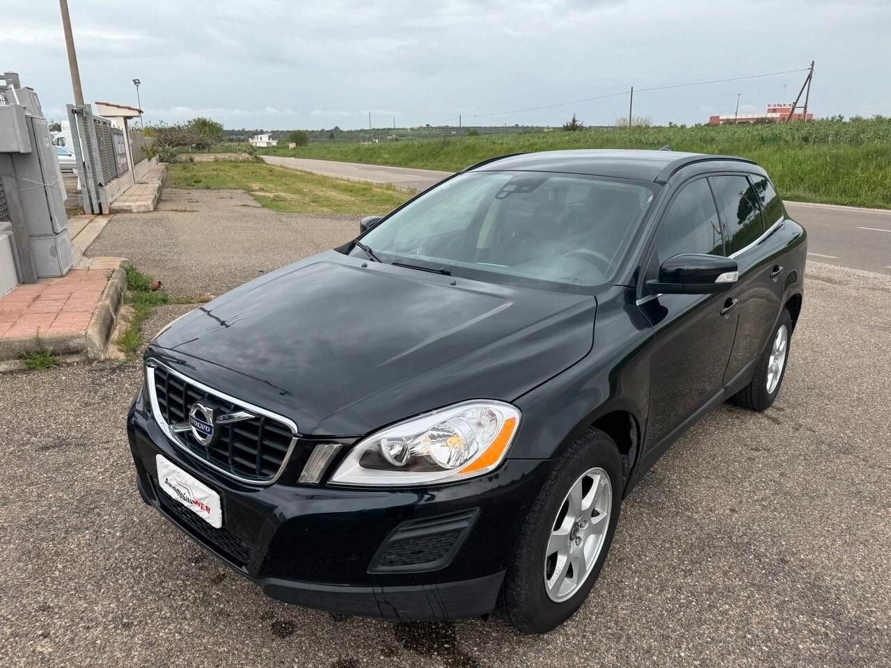 Volvo XC 60 XC60 D5 AWD Geartronic Kinetic