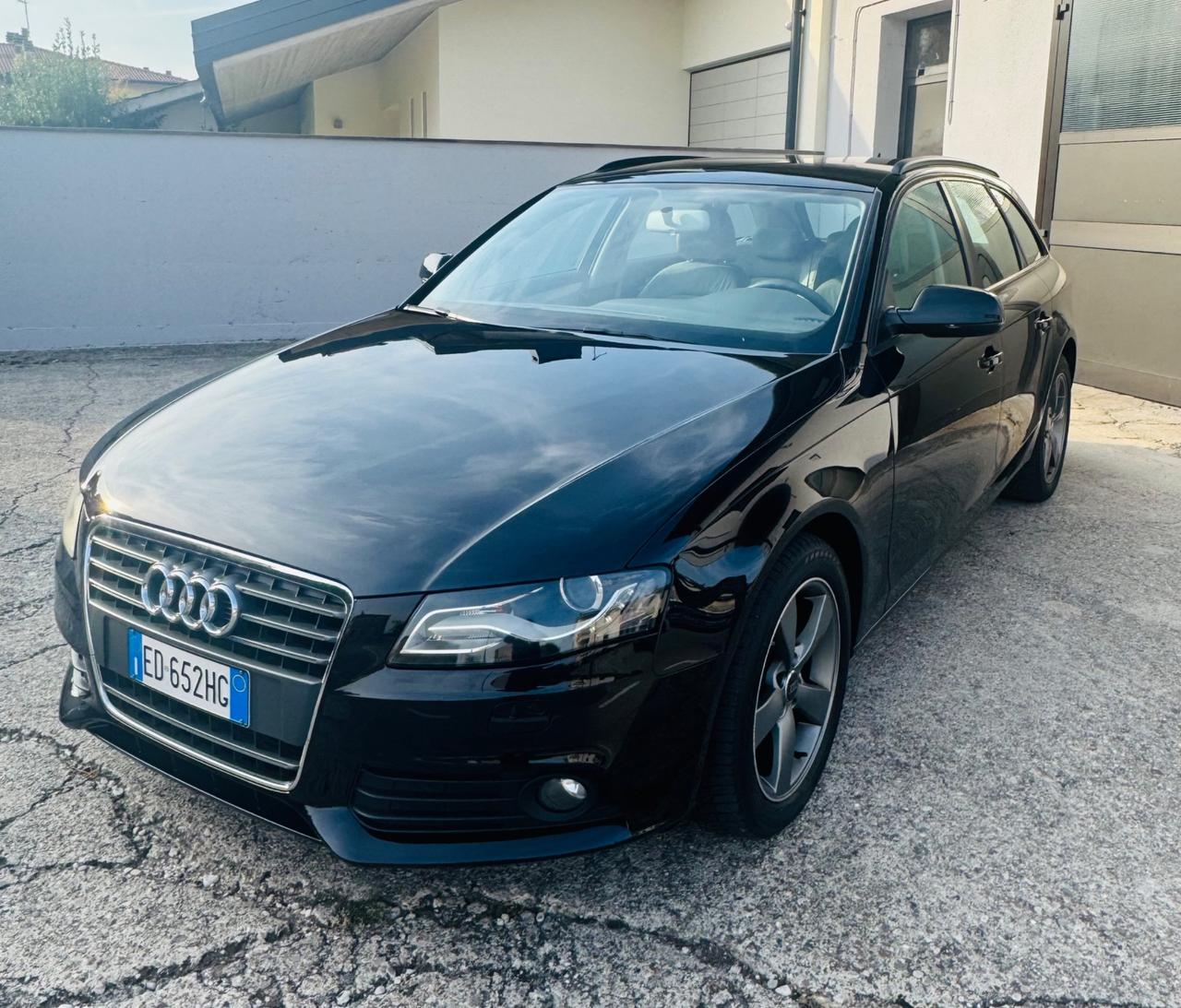Audi A4 Avant 2.0 TDI 143CV F.AP. mult. Ambiente