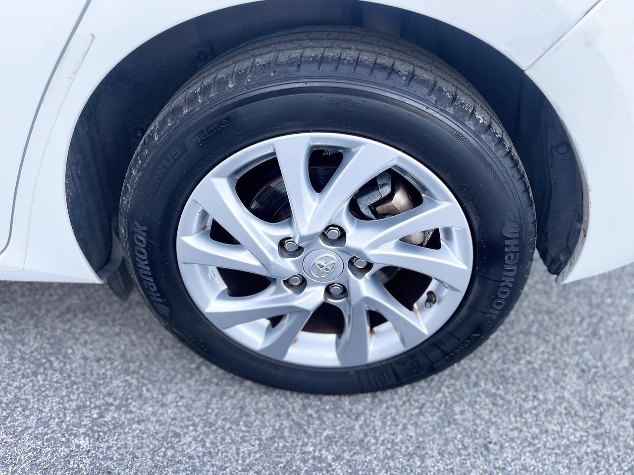 Toyota Auris 1.8 Hybrid 99CV Automatica Neo - 2016