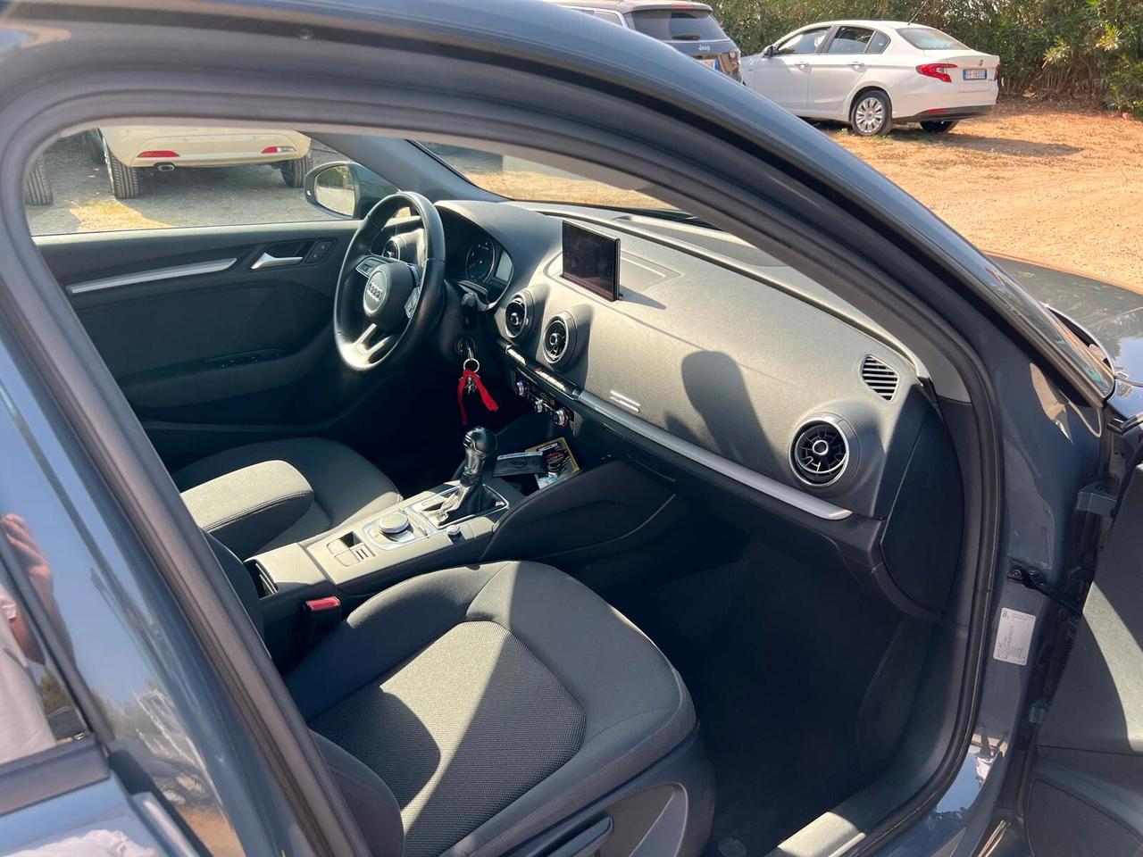 Audi A3 SPB 35 TDI S tronic Business Advanced