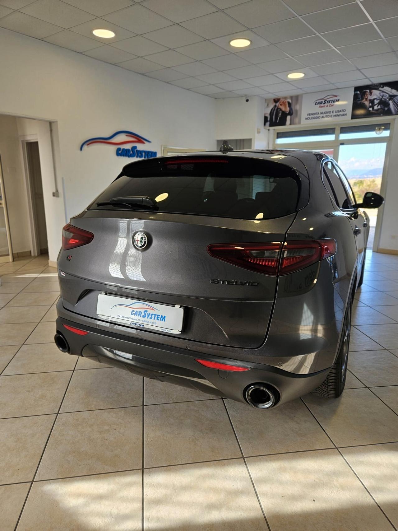 Alfa Romeo Stelvio 2.2 Turbodiesel 190 CV AT8 Q4 Sprint