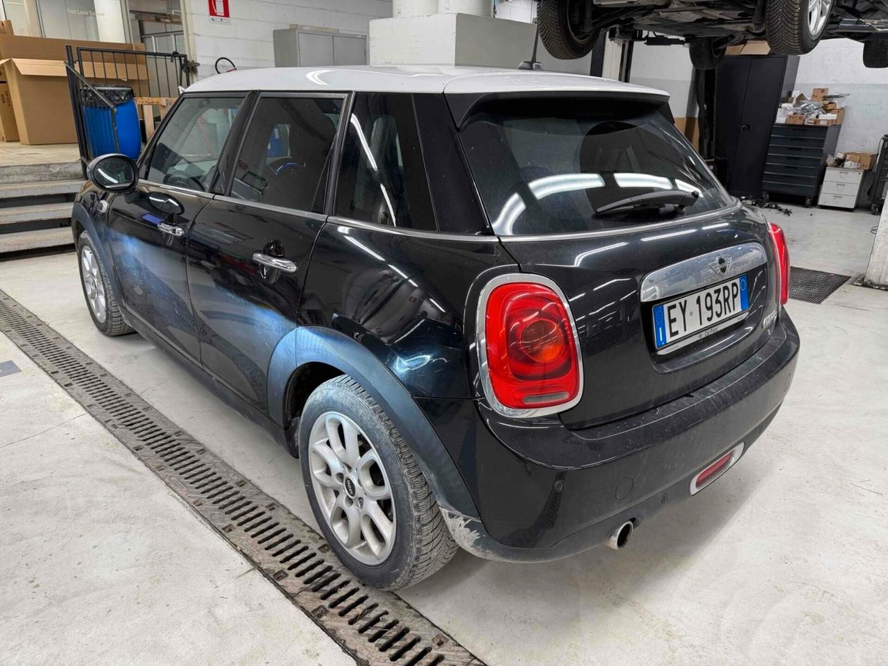 Mini Cooper D 1.5 136cv 5 porte Solo 133 mila km