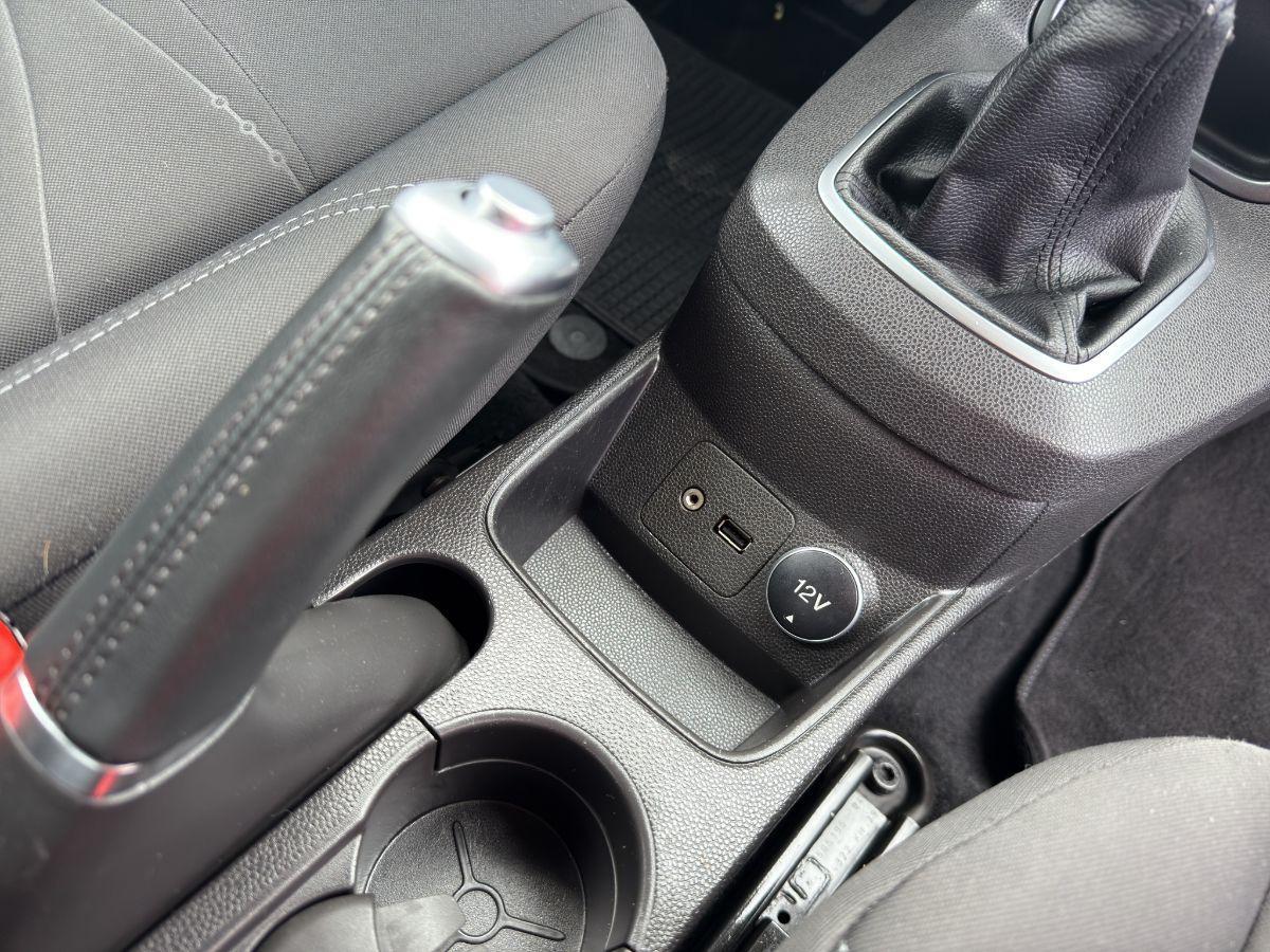 FORD - Fiesta - 1.5 TDCi 75 CV 5p. Black & White Edition