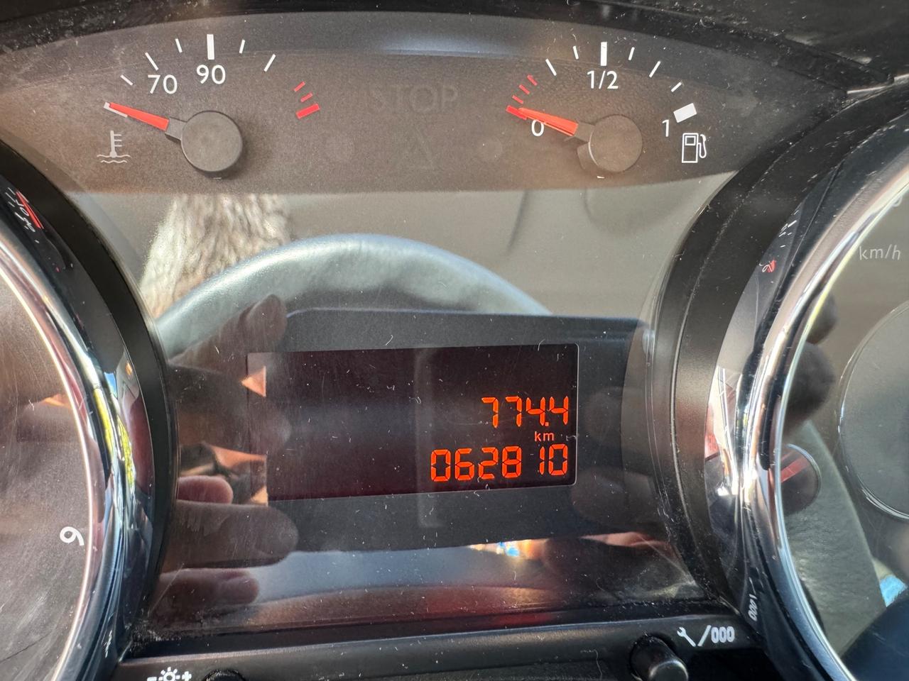 Peugeot 3008 1.6 HDi 112CV Allure