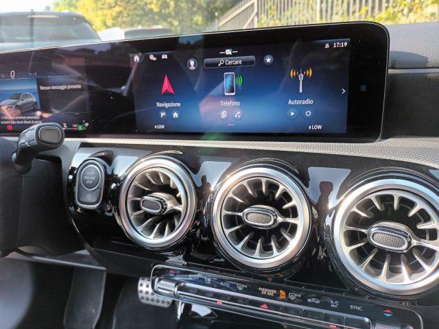 MERCEDES-BENZ A 180 D AUTOMATIC AMG LINE 116CV CAM360° NAV PACK LUCI