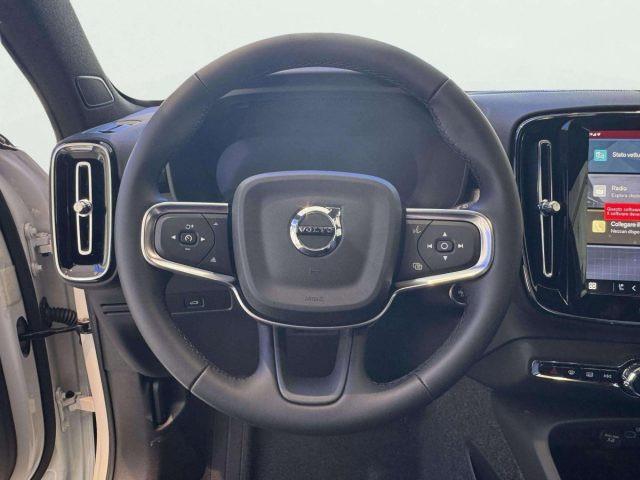 VOLVO XC40 B3 PLUS DARK AUTOMATICA KM0