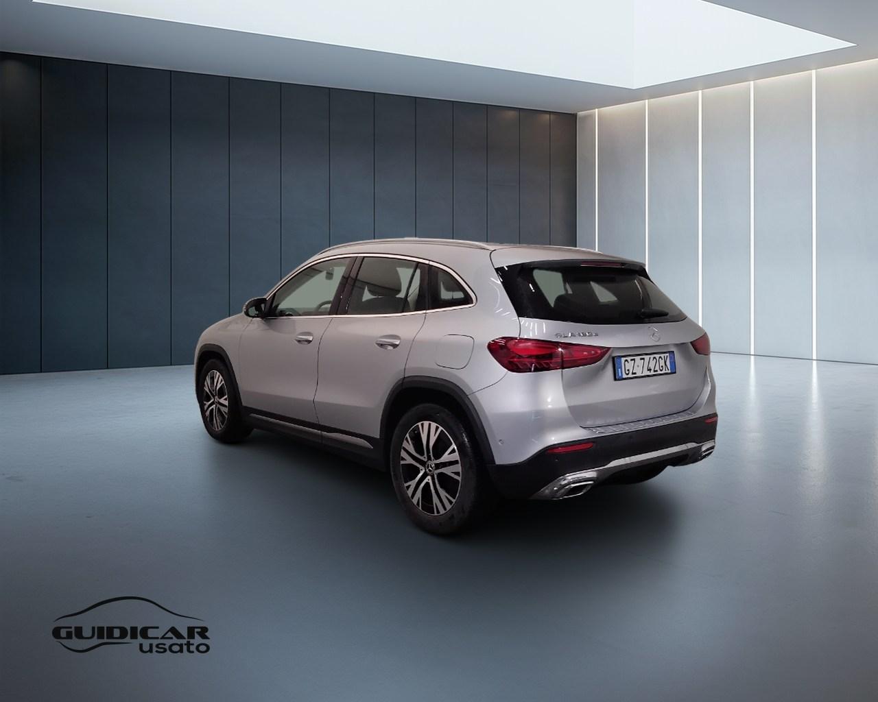 Mercedes-Benz GLA-H247 2023 - GLA 180 d Progressive Advanced auto
