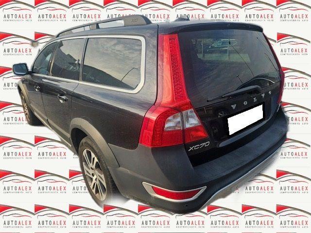 VOLVO - XC70 2.4 d4 ved (d3) Summum awd geartronic