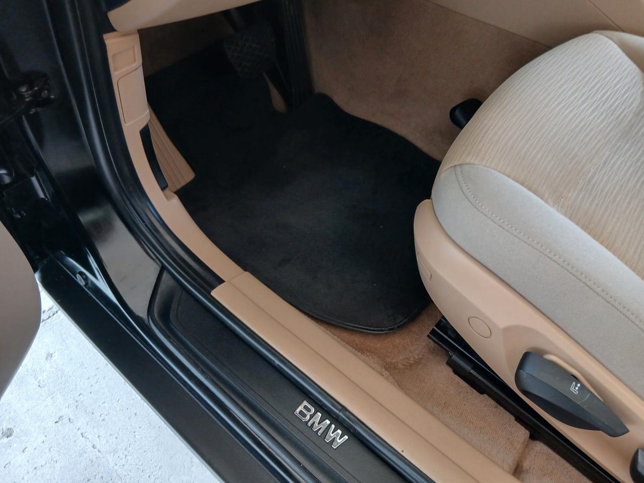 Bmw X1 xDrive20d automatica 177cv full 11