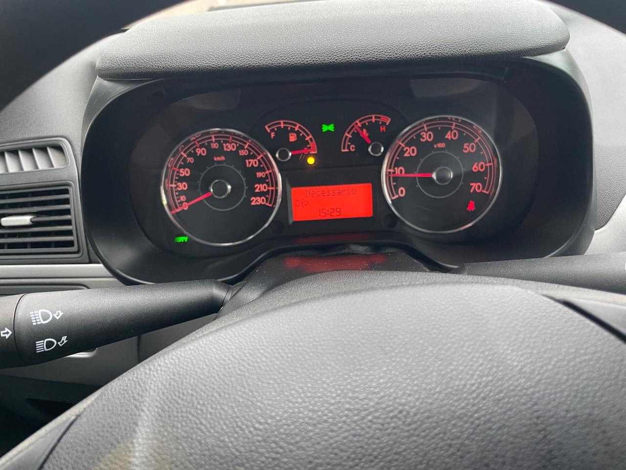 Fiat Punto 1.3 MJT anno 2014 ok per neo patentati