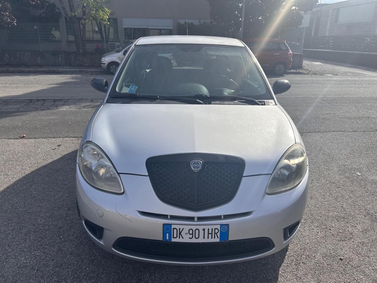 Lancia Ypsilon 1200 benzina