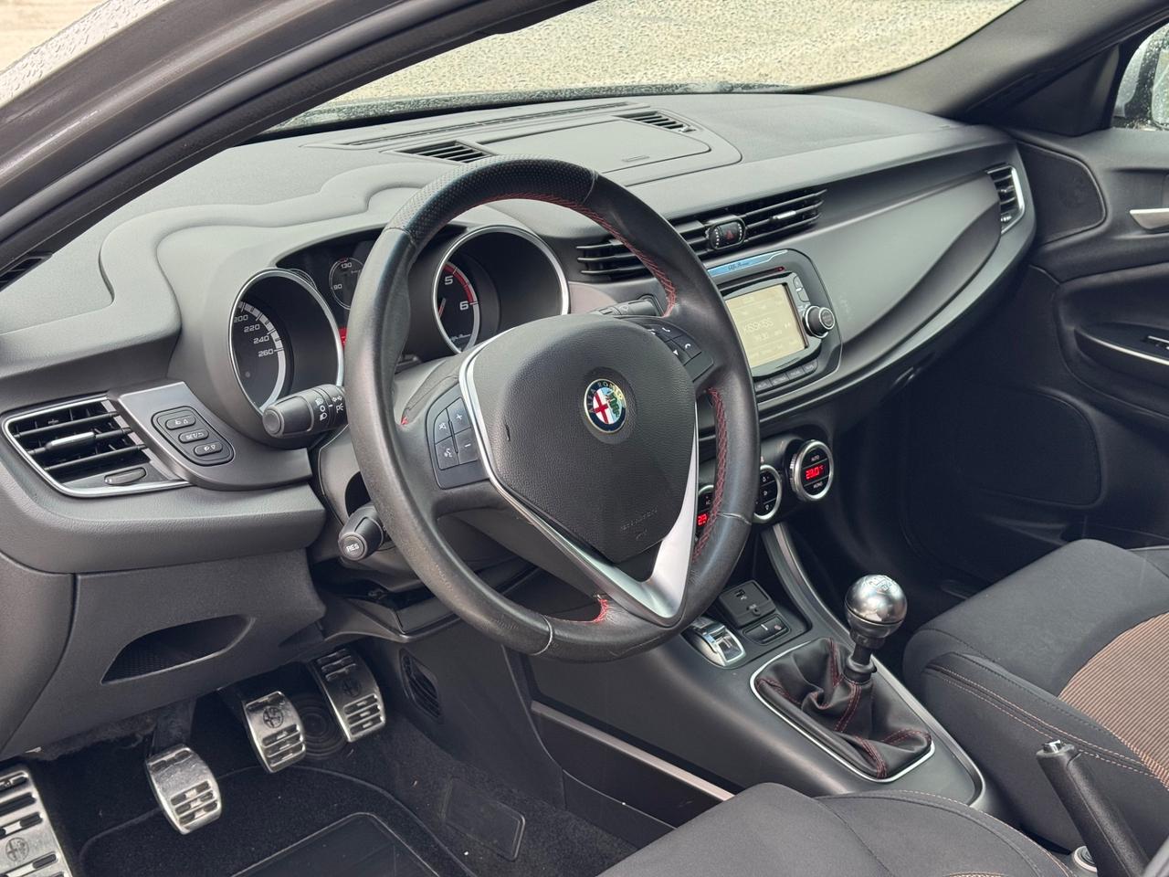 Alfa Romeo Giulietta 1.6 JTDm-2 105 CV Exclusive