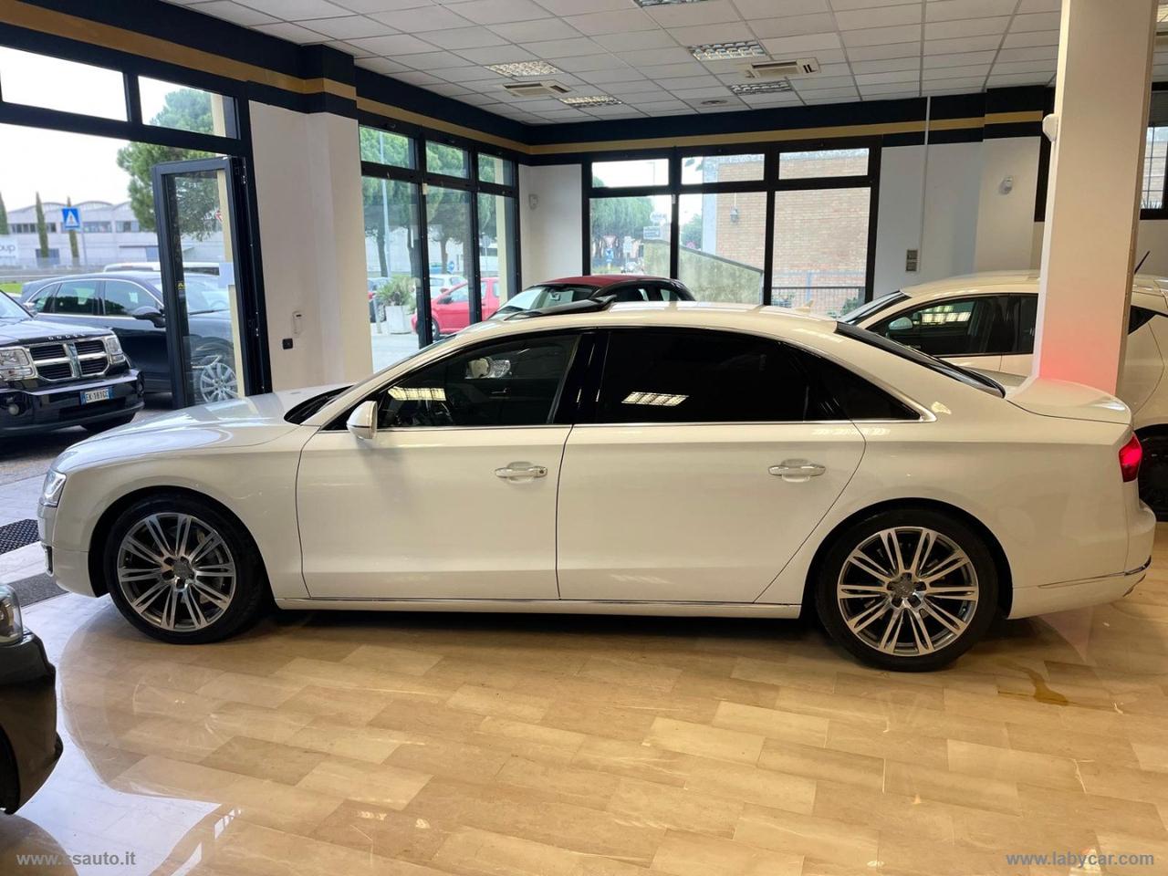 AUDI A8 L 4.2 V8 TDI 385CV quattro tip. VETTURA IMPECCABILE ED INTROVABILE!!
