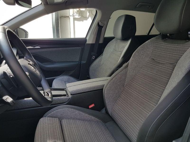 Skoda Superb IV 2024 Wagon Wagon 2.0 tdi Selection 150cv dsg