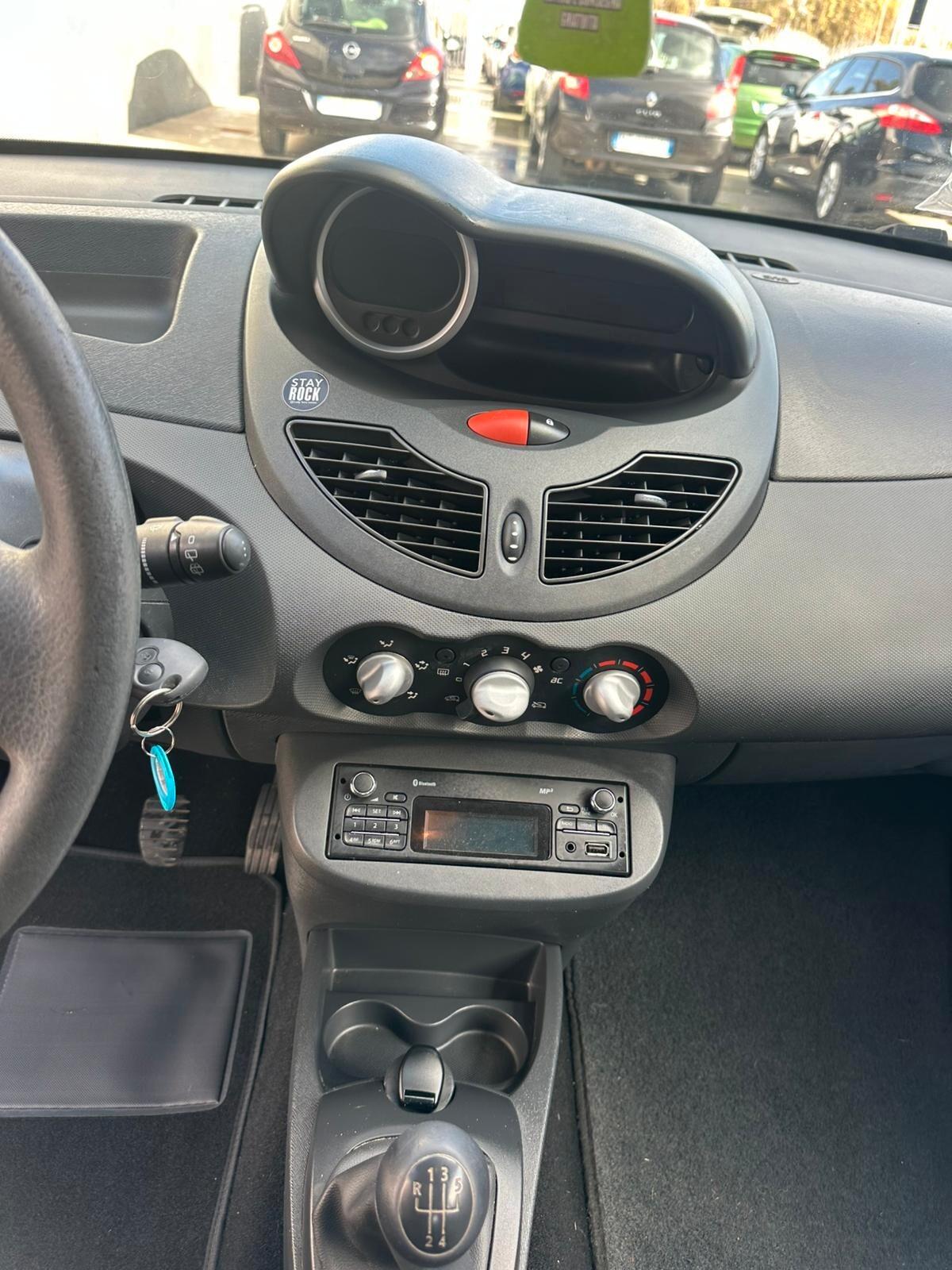 Renault Twingo 1.2 16V Live