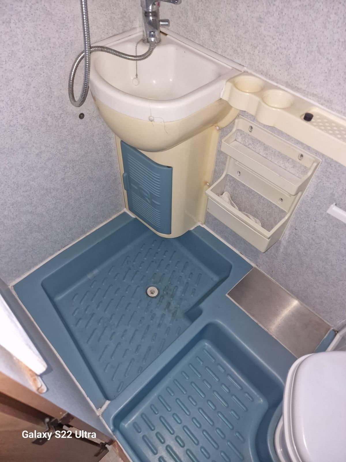 182 MANSARDATO RIMOR Shuttle del 1998 in saldo