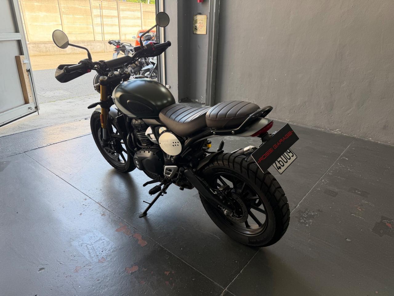 Triumph Scrambler 400 X400 MATT KHAKI GREEN