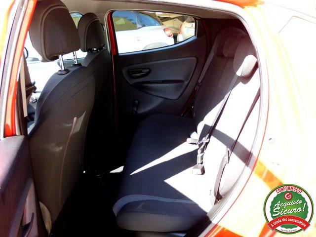 LANCIA Ypsilon 1.2 69 CV 5 porte Gold