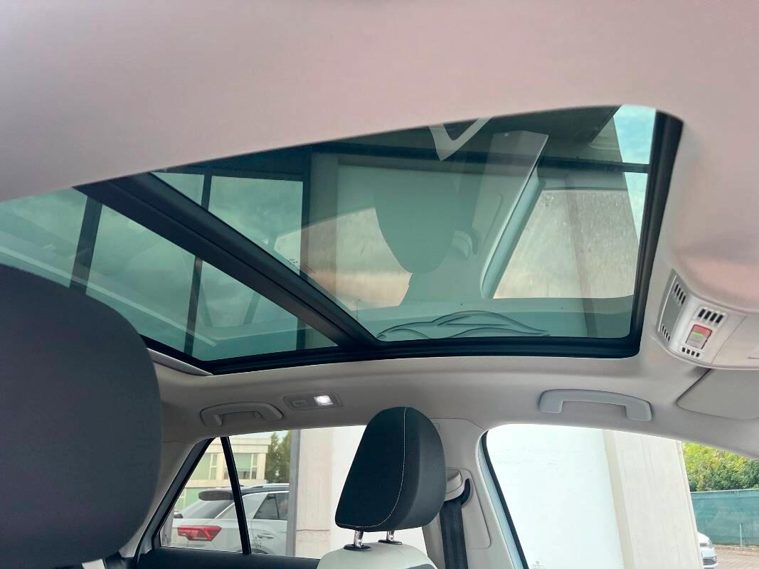 Volkswagen T-Roc 1.5 tsi Advanced dsg