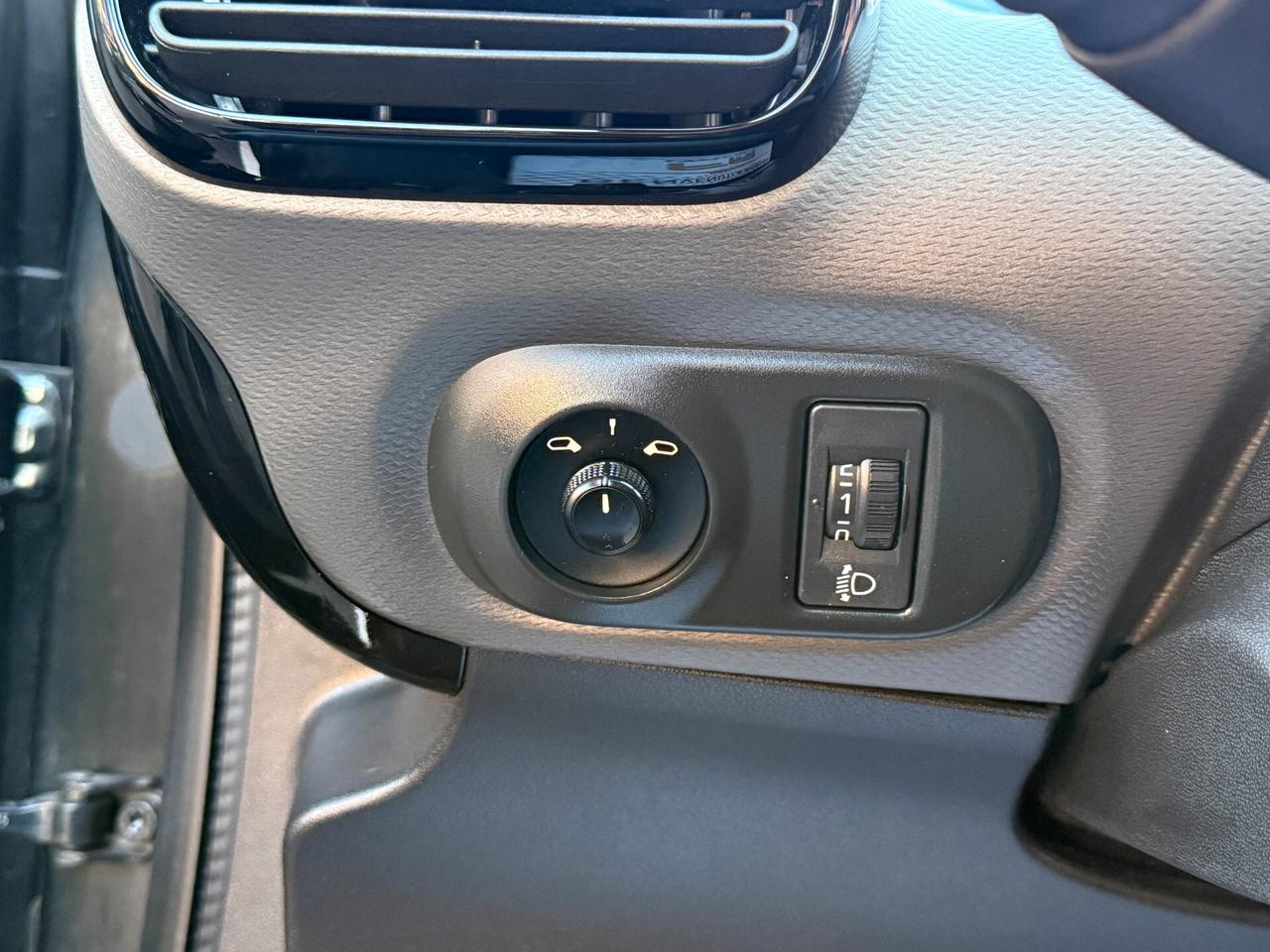 Citroen C4 Cactus 1.6 e-HDi ETG6 Shine NAVI CAMERA