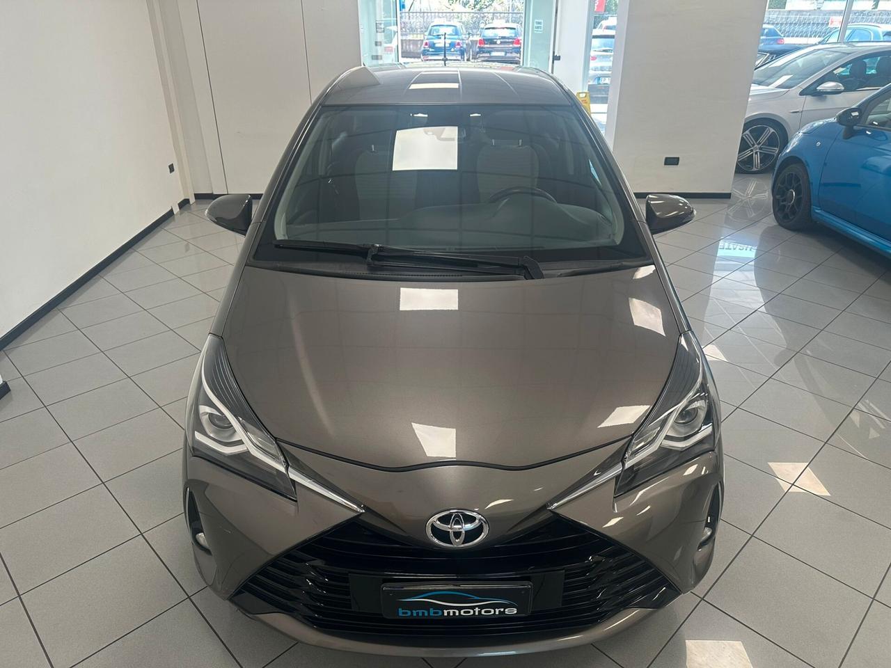 Toyota Yaris 1.0 72 CV 5 porte Lounge