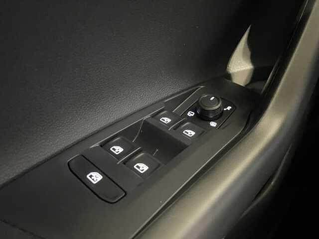 Volkswagen Polo 6ª serie 1.0 80CV Edition Plus - IVA ESPOSTA/NEOPATENTATI