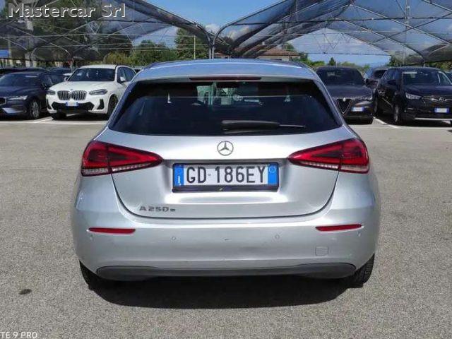 MERCEDES-BENZ A 250 Classe A e eq-power Business Extra auto - GD186EY