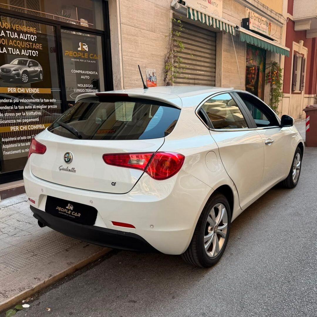 Alfa Romeo Giulietta 1.4 Turbo - 120 CV