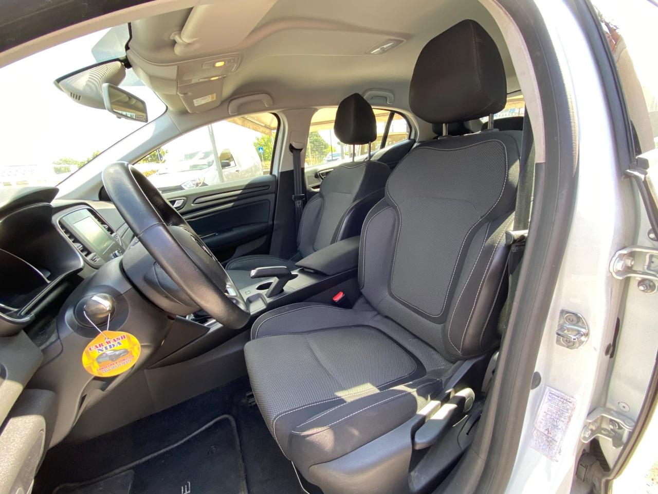 Renault Megane Mégane Blue dCi 115 CV EDC Intens cambio automatico