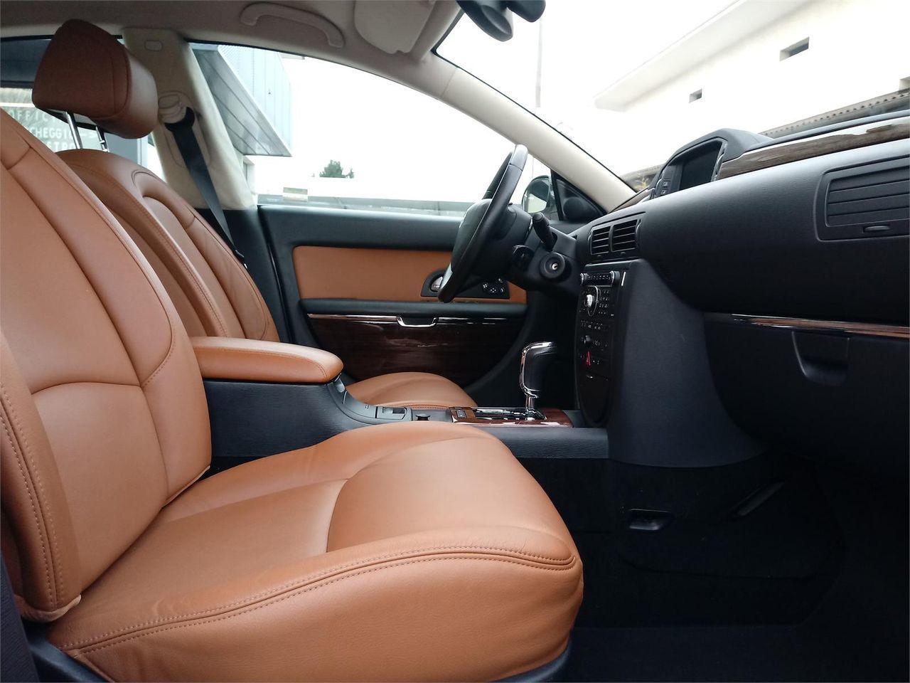 CITROEN C6 2.7 B-T HDi