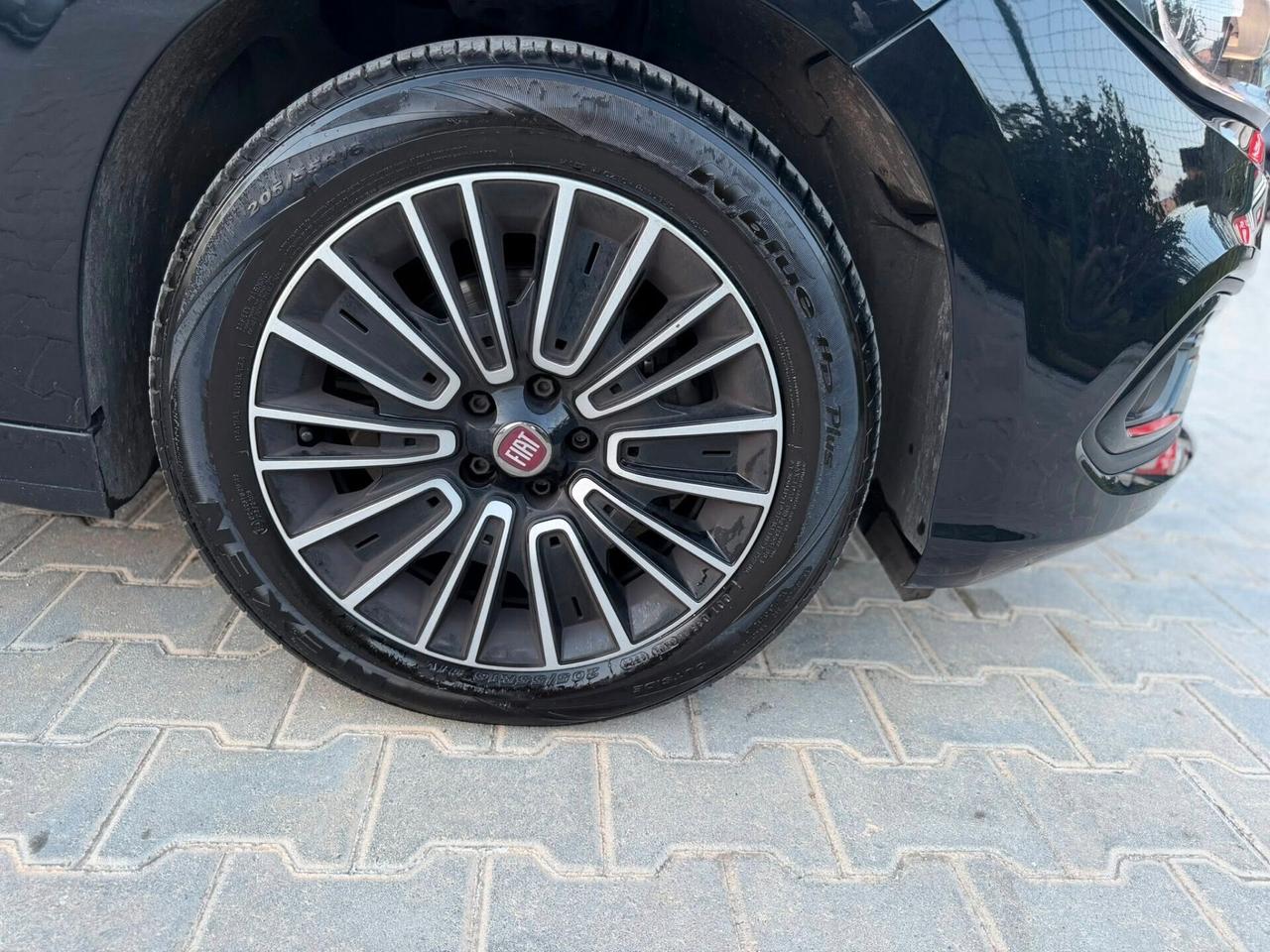 Fiat Tipo 1.6 Mjt SeS 5P 131cv Business