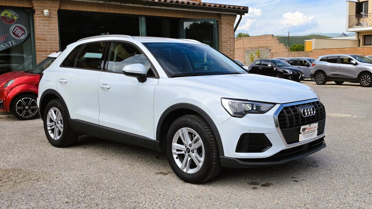 Audi Q3 35 TDI quattro S tronic Business