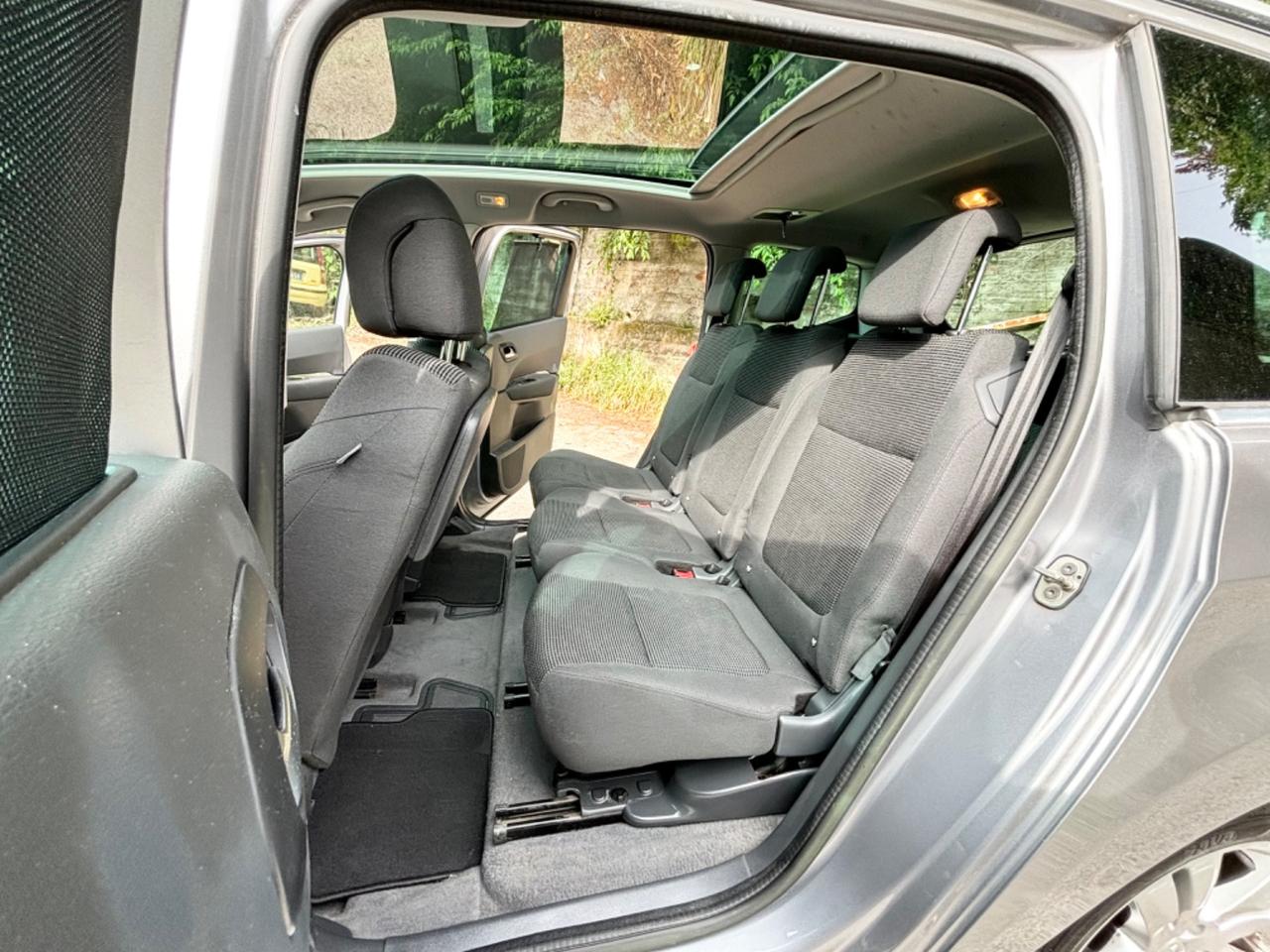 Peugeot 5008 2.0 HDi 150CV Allure