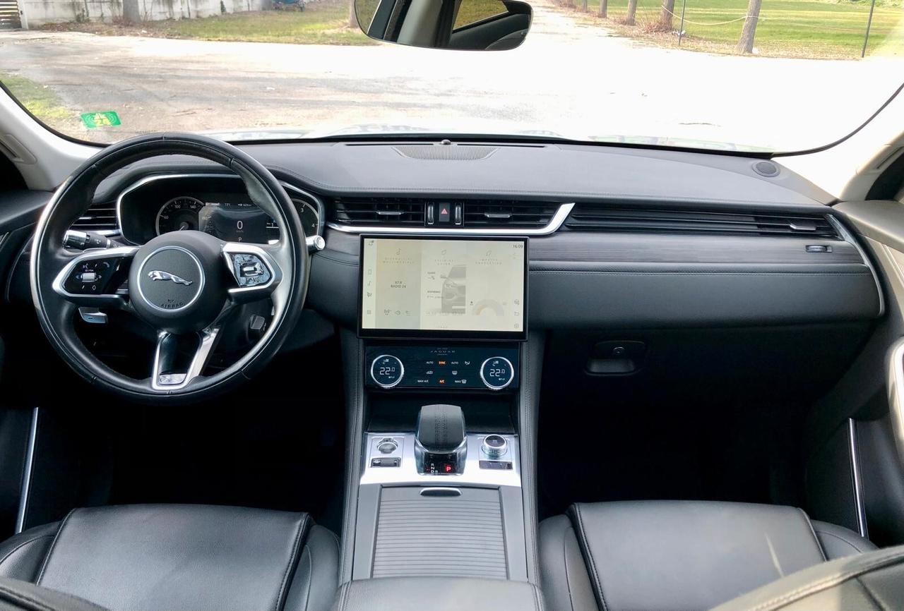 Jaguar F-Pace 2.0 D 204 CV AWD aut. SE