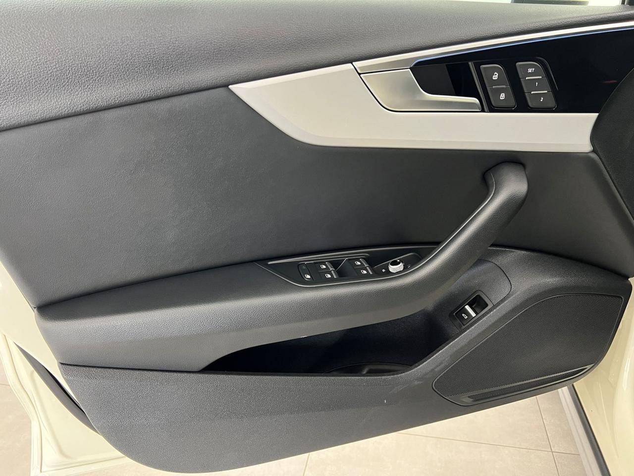 AUDI A4 V 2019 Allroad Quattro A4 Allroad 40 2.0 tdi mhev Identity Contrast quattro 204cv s-tronic