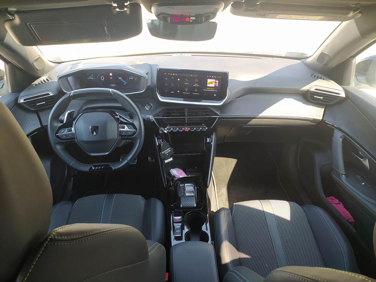 Peugeot 2008 GT 1.5 Blue HDI 130 #12096