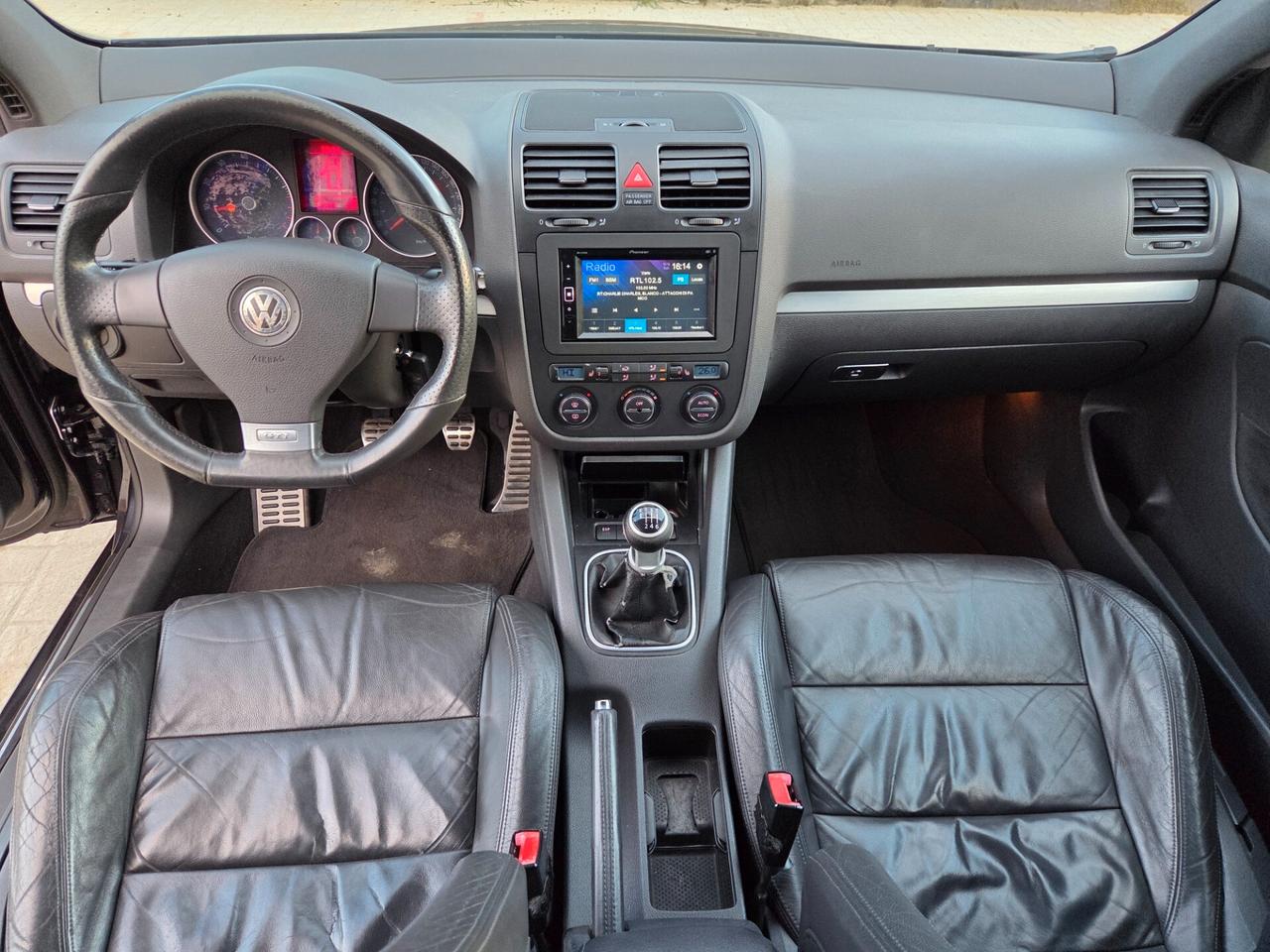 Volkswagen Golf GTI 2.0 16V TFSI 3p.