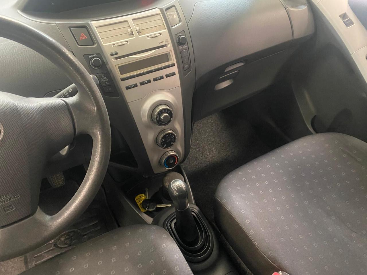 Toyota Yaris 1.0 3 porte
