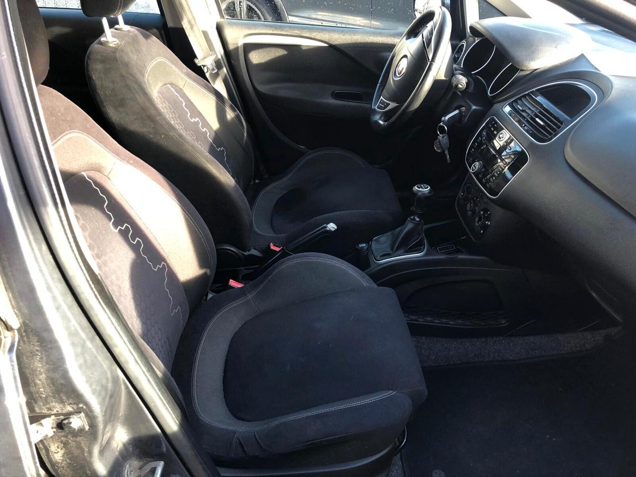 Fiat Punto 1.4 8V 5 porte Natural Power Street X NEOPATENTATO UNICO PROPRIETARIO CON GARANZIA EUROPEA 12 MESI ESTENDIBILE FINO A 36 MESI!!!