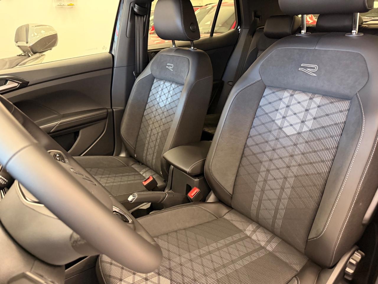 Volkswagen T-Cross 1.0 TSI 115 CV R-Line