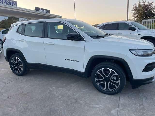Jeep Compass Compass 1.5 turbo t4 mhev Altitude 130 CV dct Km 0