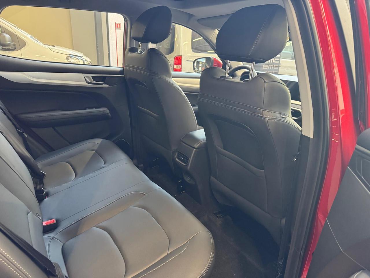 EMC EMC 6 1.5T AT CVT