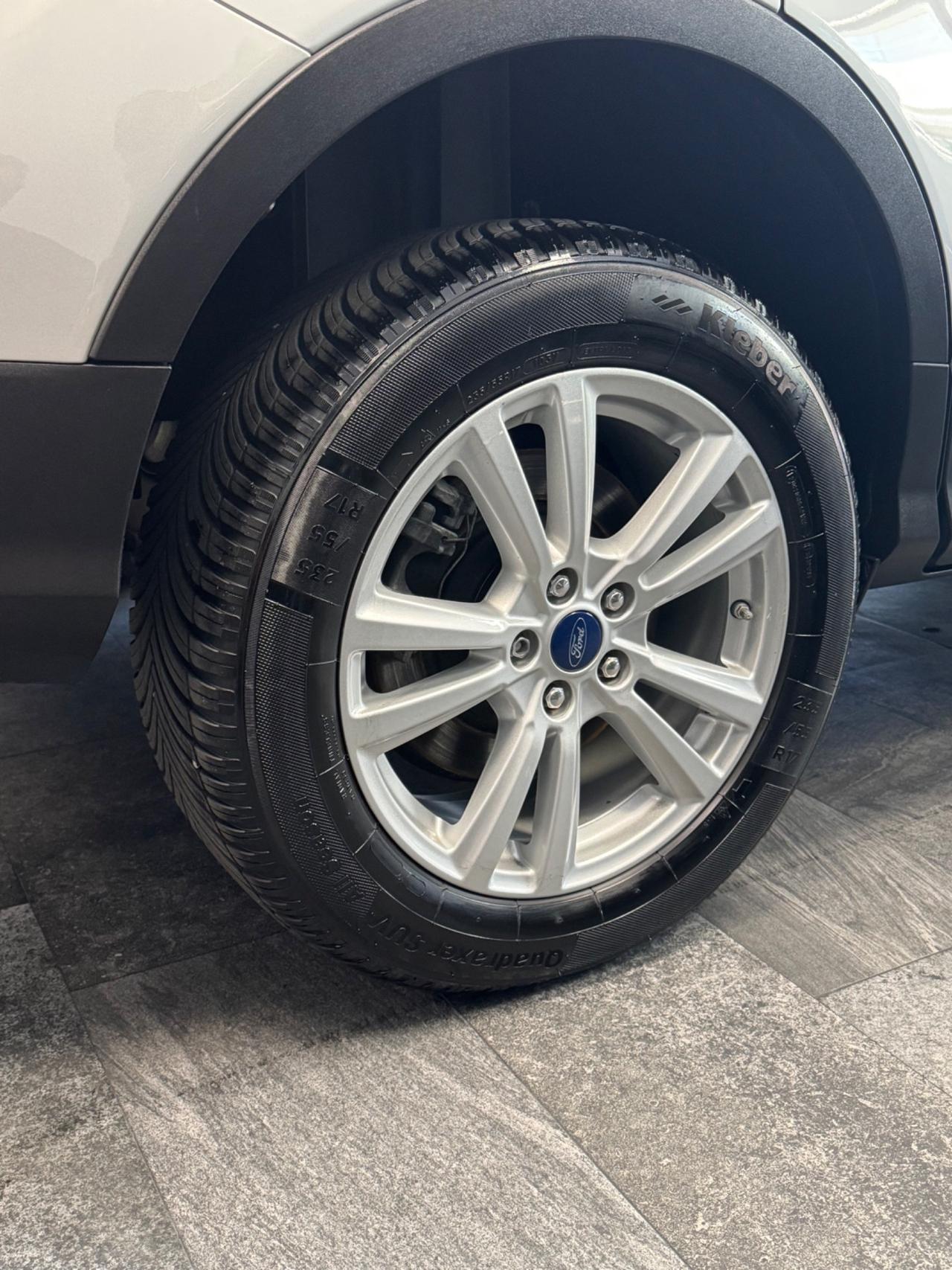 Ford Kuga 1.5 TDCI 120 CV S&S 2WD Titanium