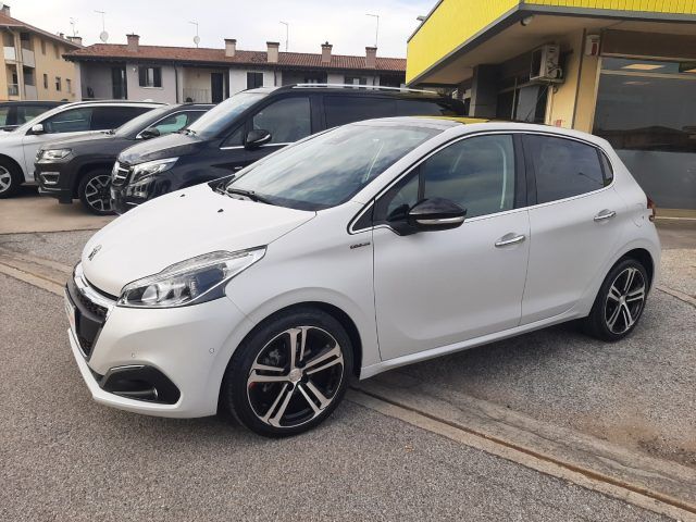 PEUGEOT 208 BlueHDi 100 5 porte GT Line N��FG051