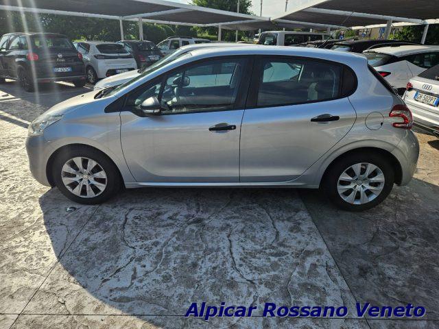 PEUGEOT 208 1.4 8V HDi 68CV 5p. Allure